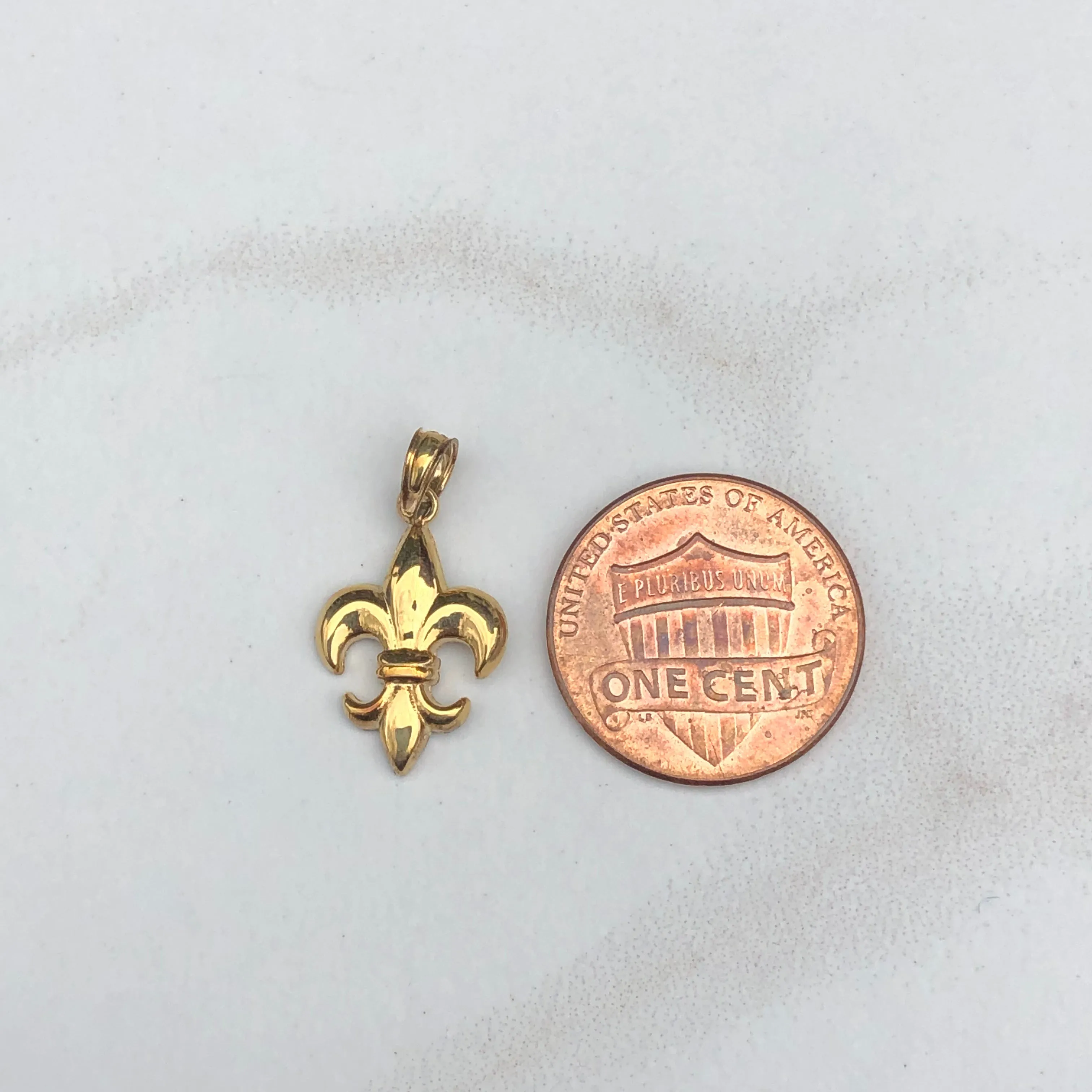 10KT Yellow Gold Fleur de Lis Polished Pendant Charm