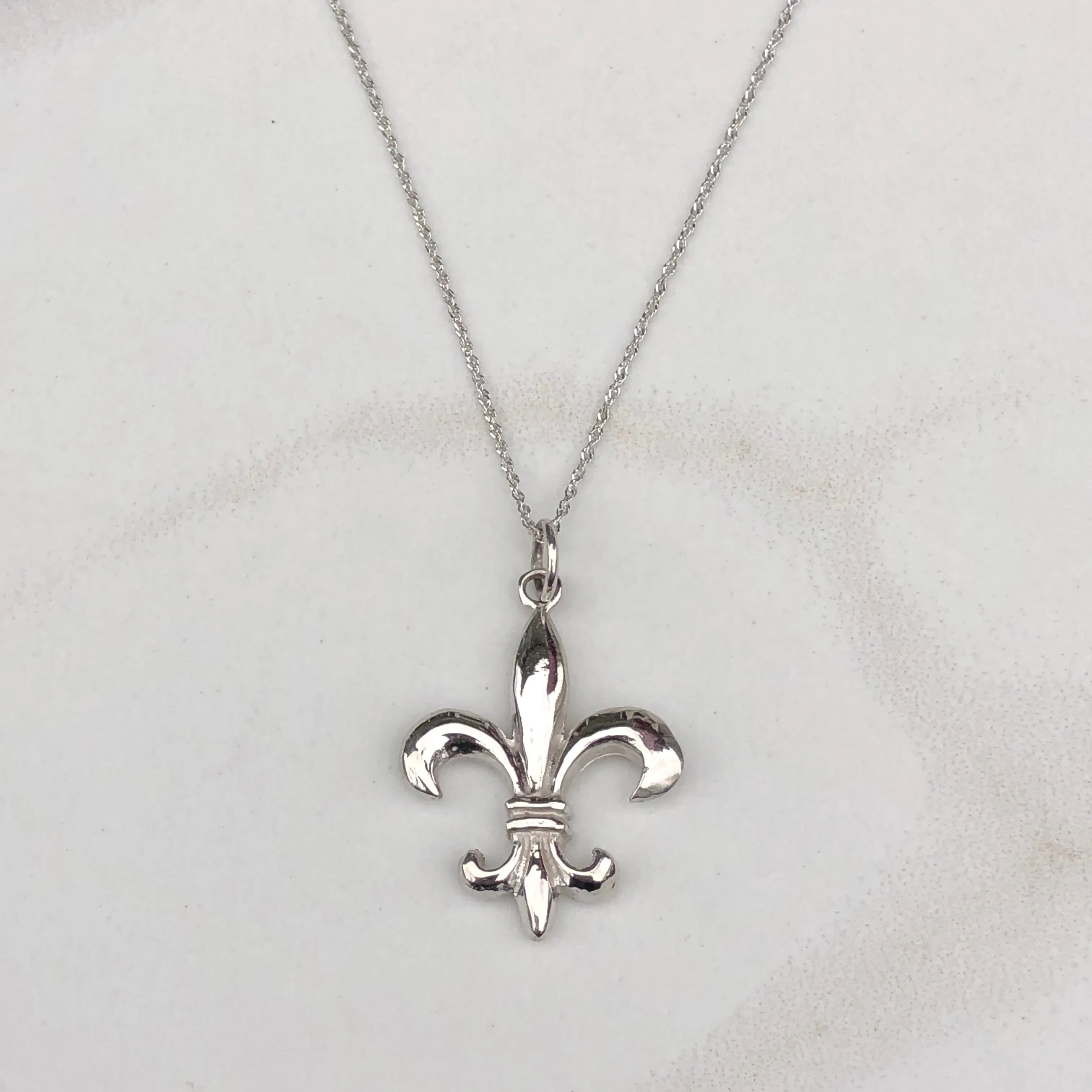 14KT White Gold Fleur de Lis Solid Pendant Charm