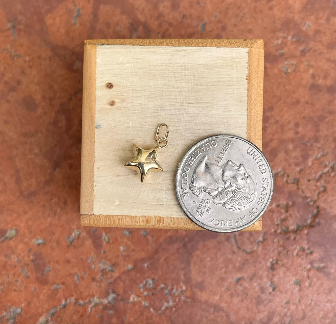 14KT Yellow Gold 3D Puffed Star Pendant Charm 10mm