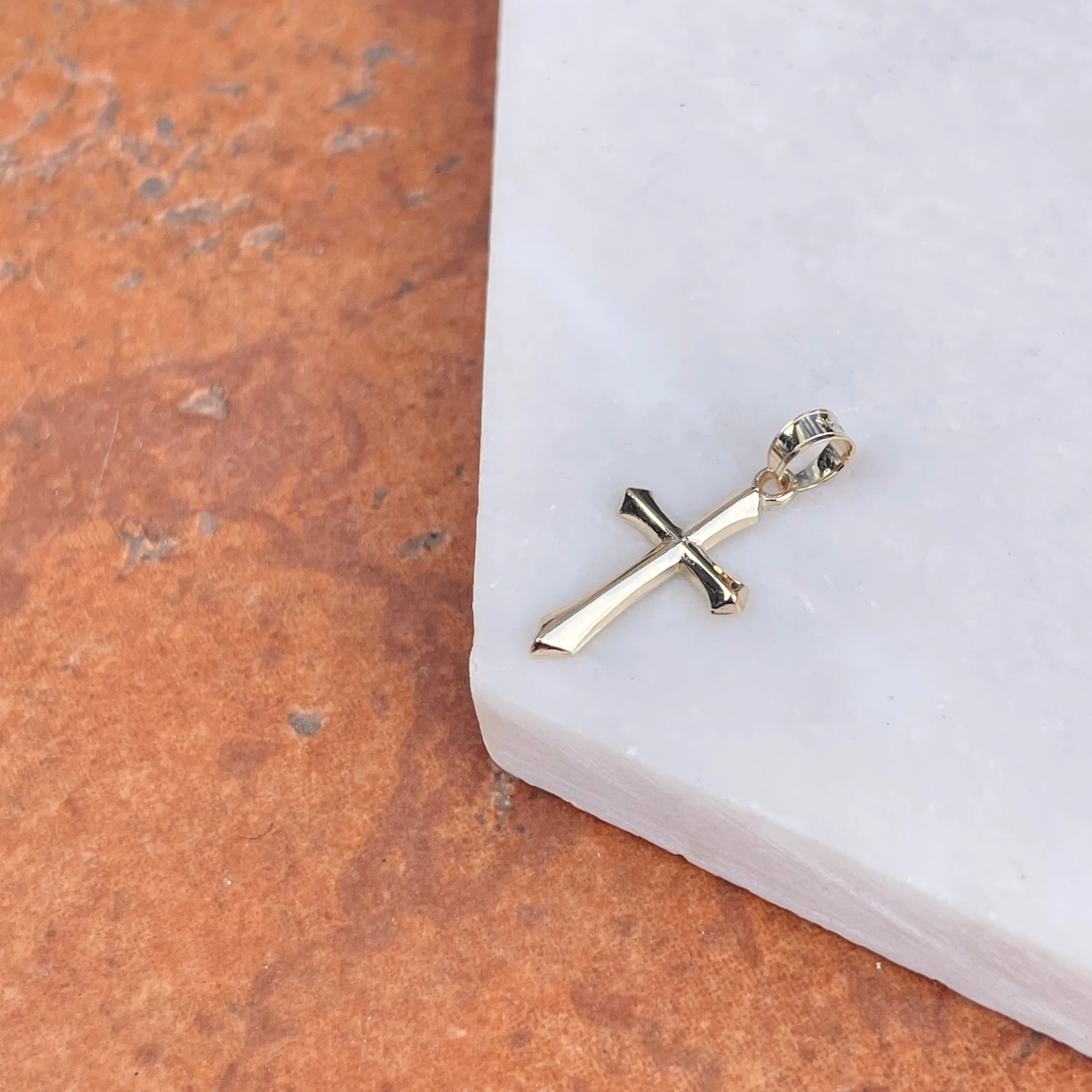 14KT Yellow Gold Beveled Pointed Edge Cross Pendant Charm