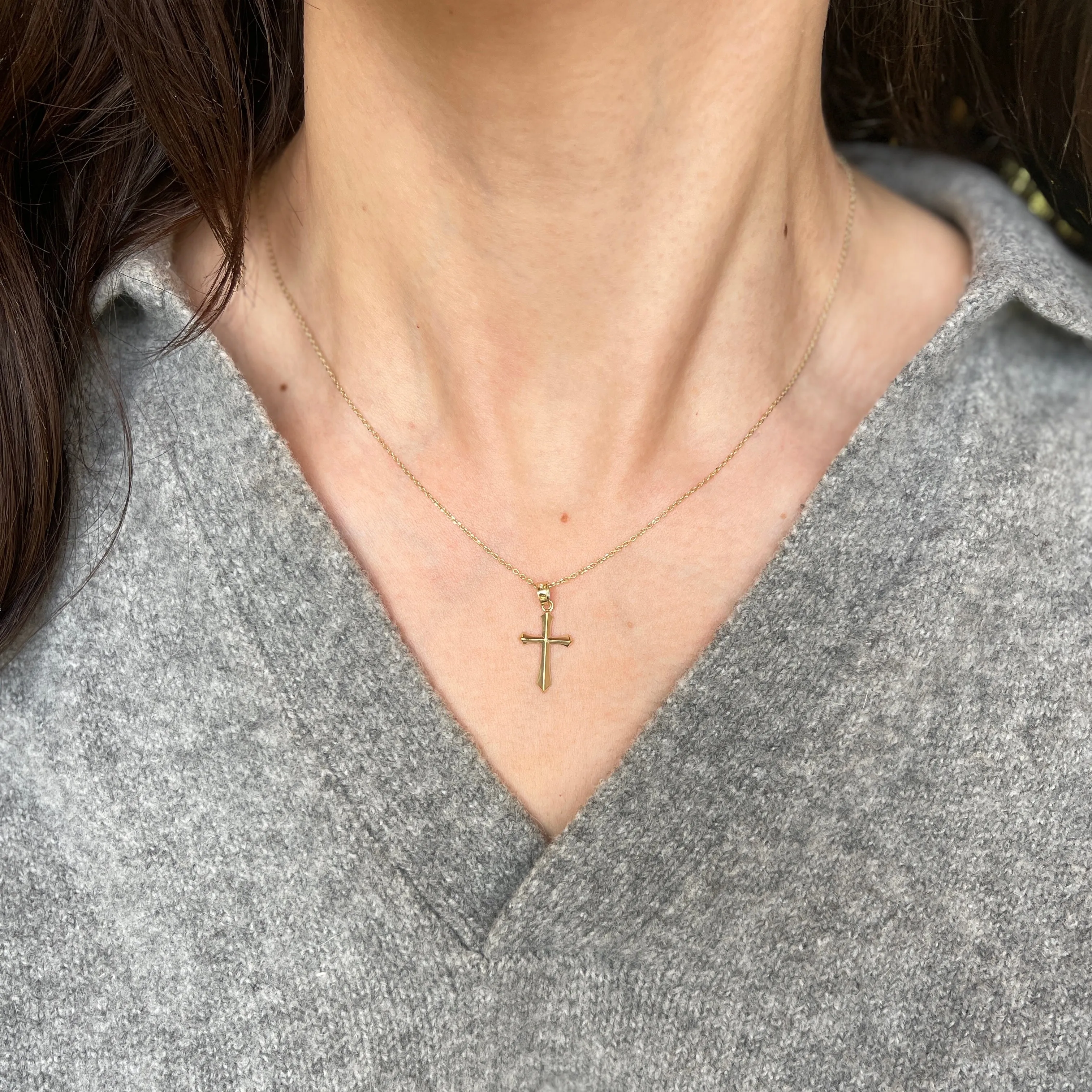 14KT Yellow Gold Beveled Pointed Edge Cross Pendant Charm