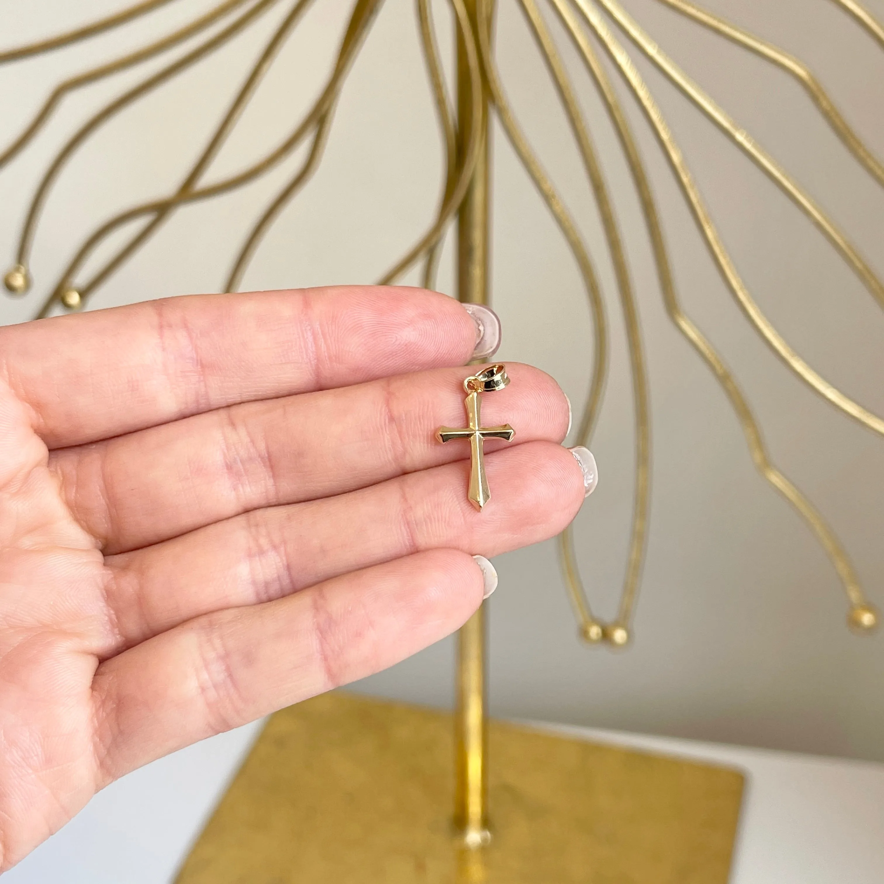 14KT Yellow Gold Beveled Pointed Edge Cross Pendant Charm