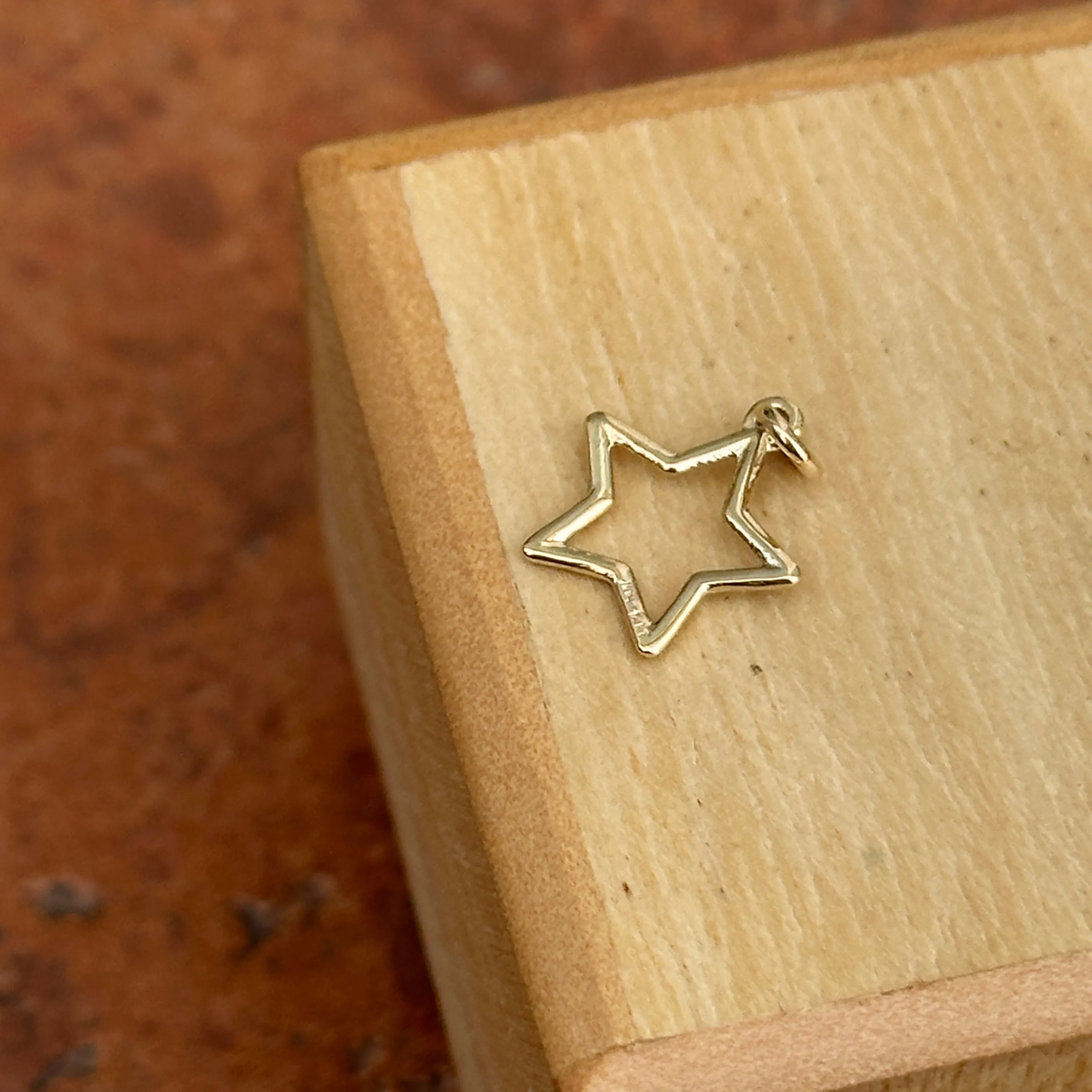 14KT Yellow Gold Cut-Out Star Pendant Charm