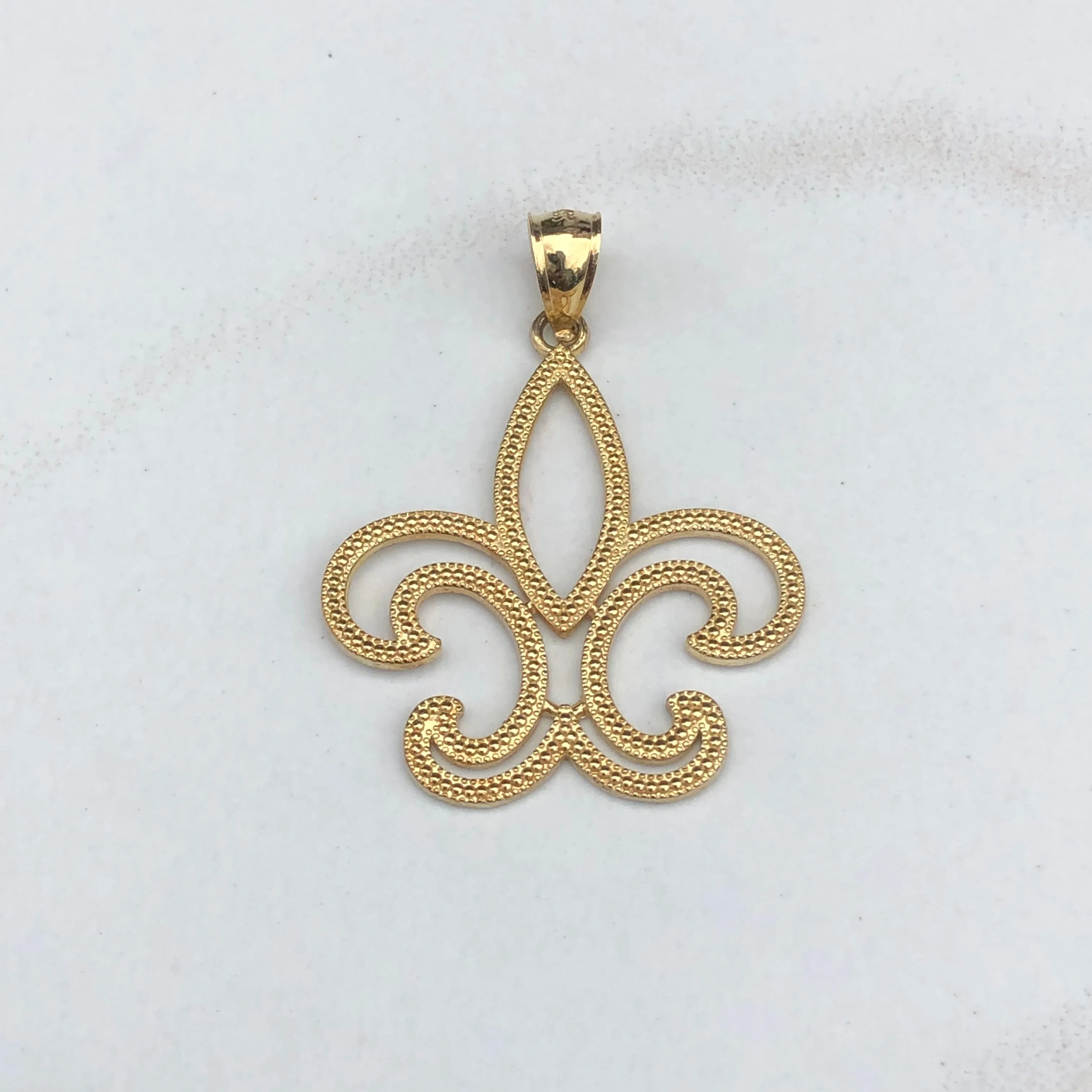 14KT Yellow Gold Textured Cut-Out Fleur de Lis Pendant Charm