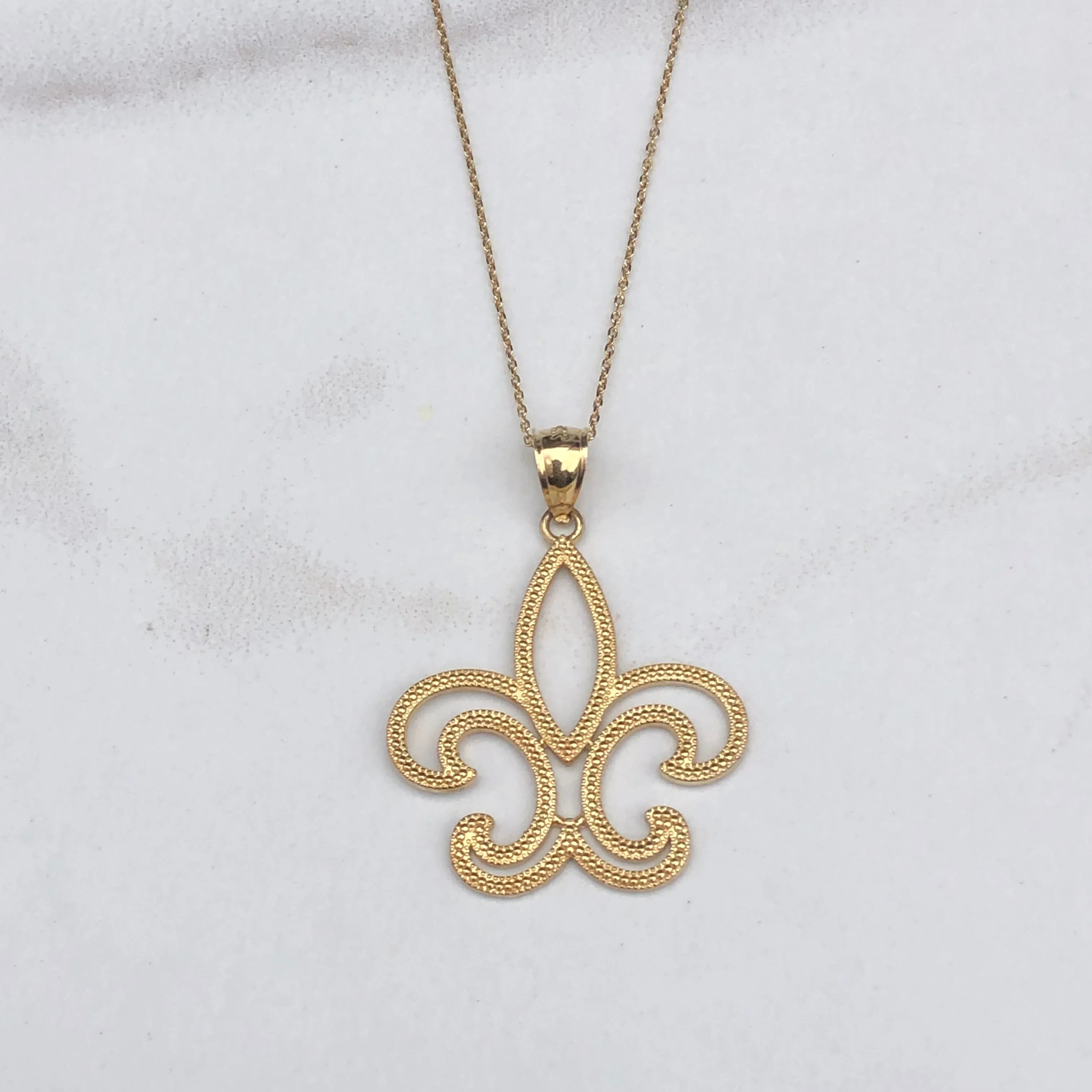 14KT Yellow Gold Textured Cut-Out Fleur de Lis Pendant Charm