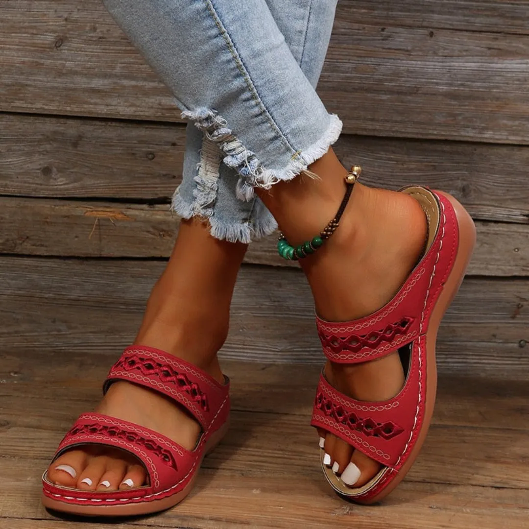 Aisha | Women's Thick Supportive Sandals