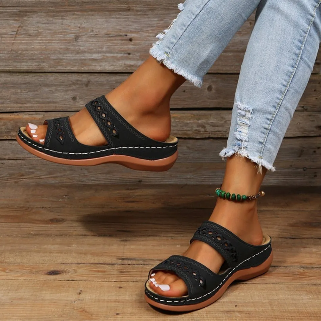 Aisha | Women's Thick Supportive Sandals