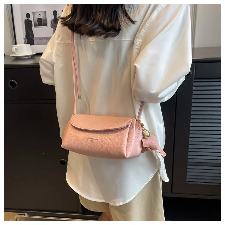 Avery | Retro Softness  Elegant Handbag
