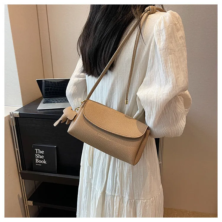 Avery | Retro Softness  Elegant Handbag