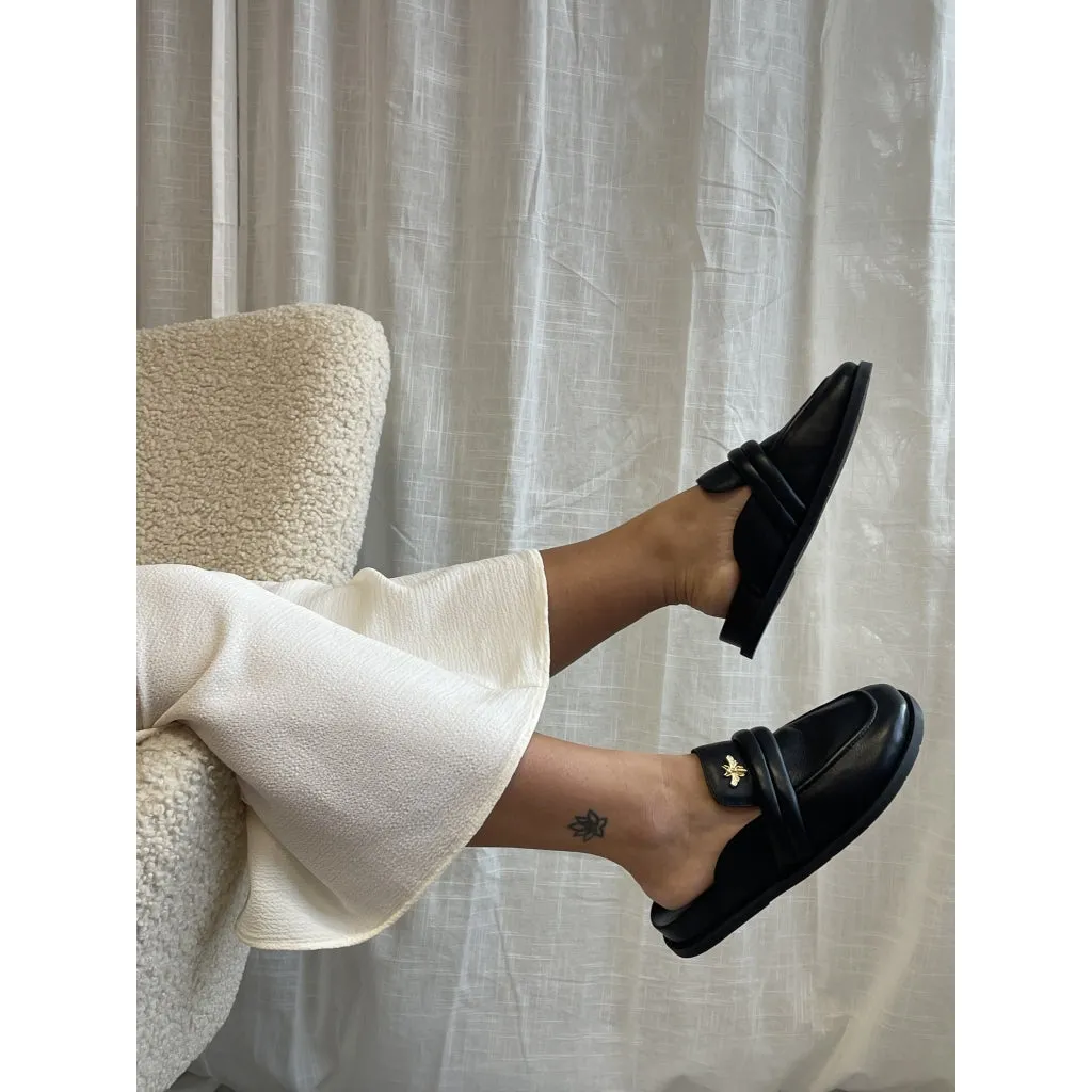 BEE`S - BLACK
