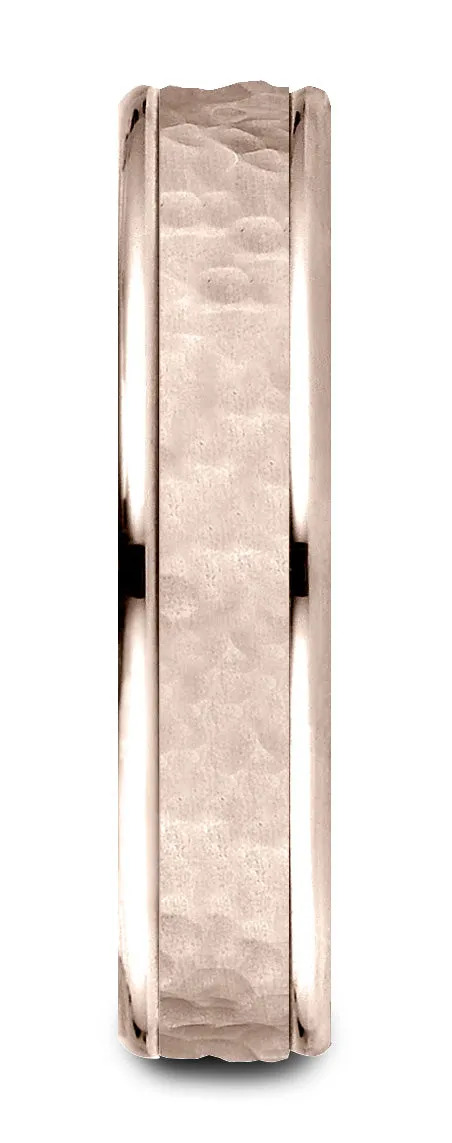 Benchmark 14k Rose Gold Comfort Fit 4mm High Polish Edge Hammered Center Design Band, (Size 6-13)