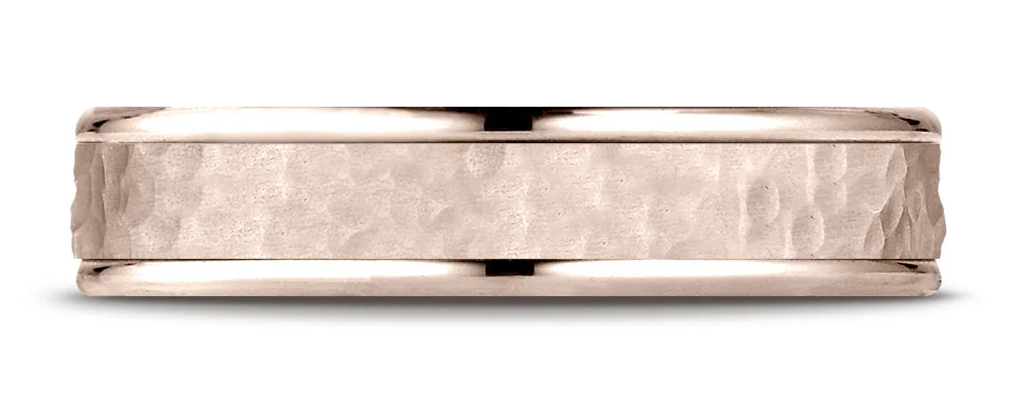 Benchmark 14k Rose Gold Comfort Fit 4mm High Polish Edge Hammered Center Design Band, (Size 6-13)