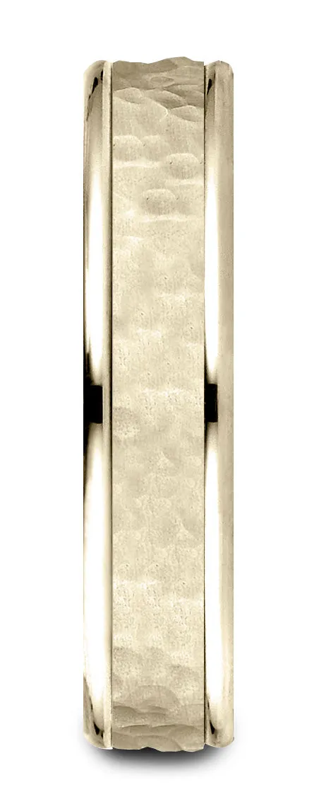 Benchmark 14k Yellow Gold Comfort Fit 4mm High Polish Edge Hammered Center Design Band, (Size 6-13)