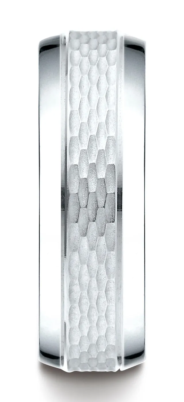 Benchmark 18K White Gold 7.5mm Comfort-Fit Chain Link Center with High Polish Beveled Edge Design band