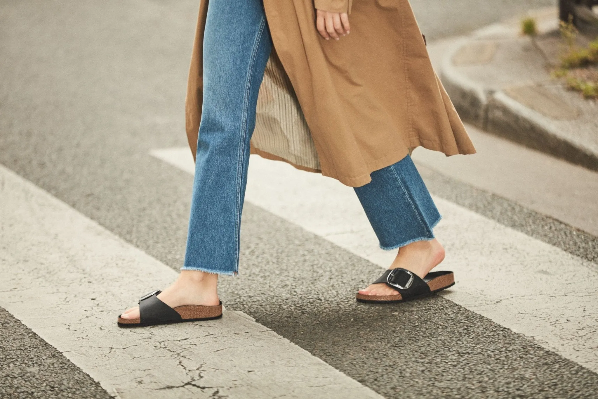 Birkenstock Madrid Big Buckle Sandals - Black Oiled Leather | Comfortable Cork Footbed