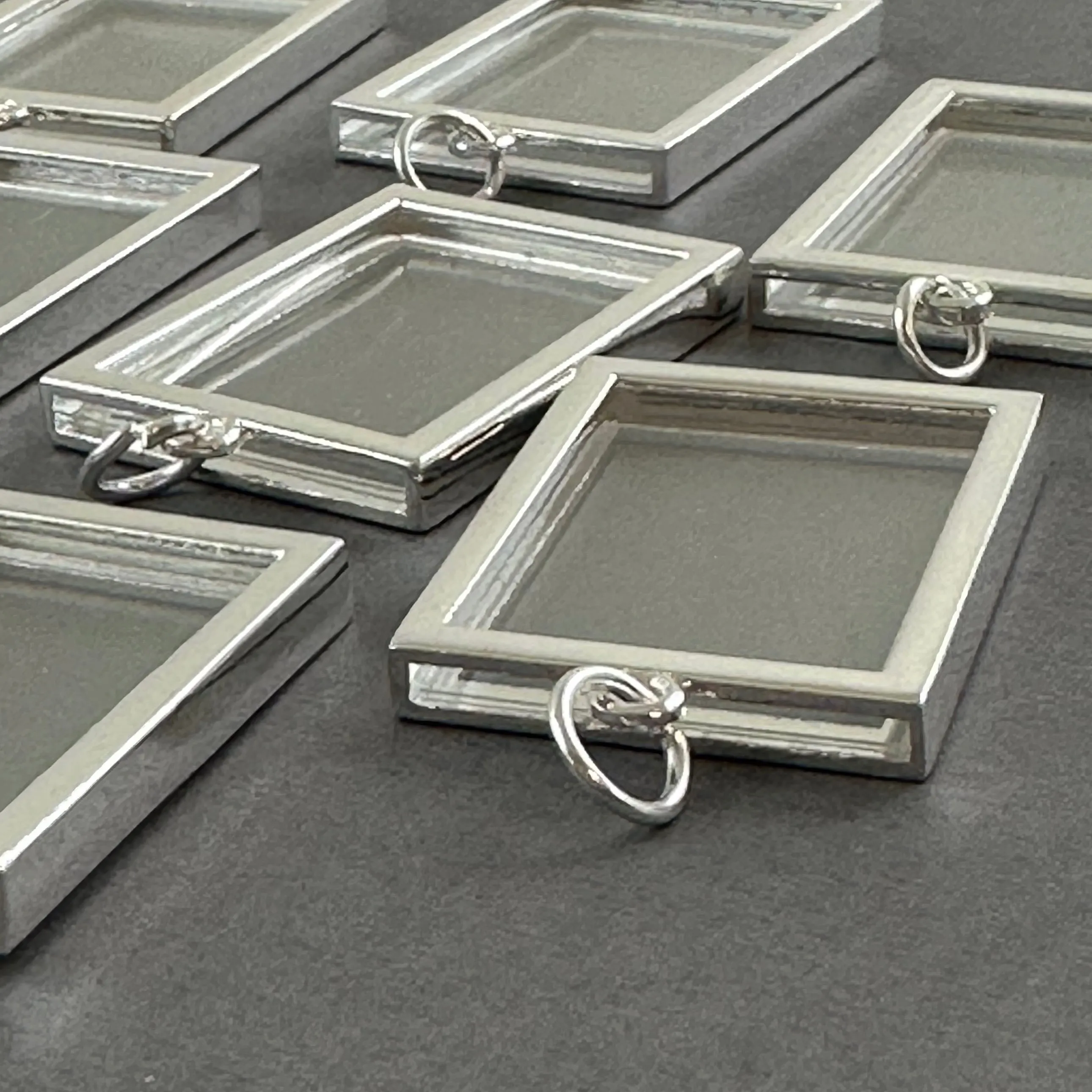 Bulk Supply Pack Rectangle EZ Change Photo Charm Silver Plated Open Frame Double Sided
