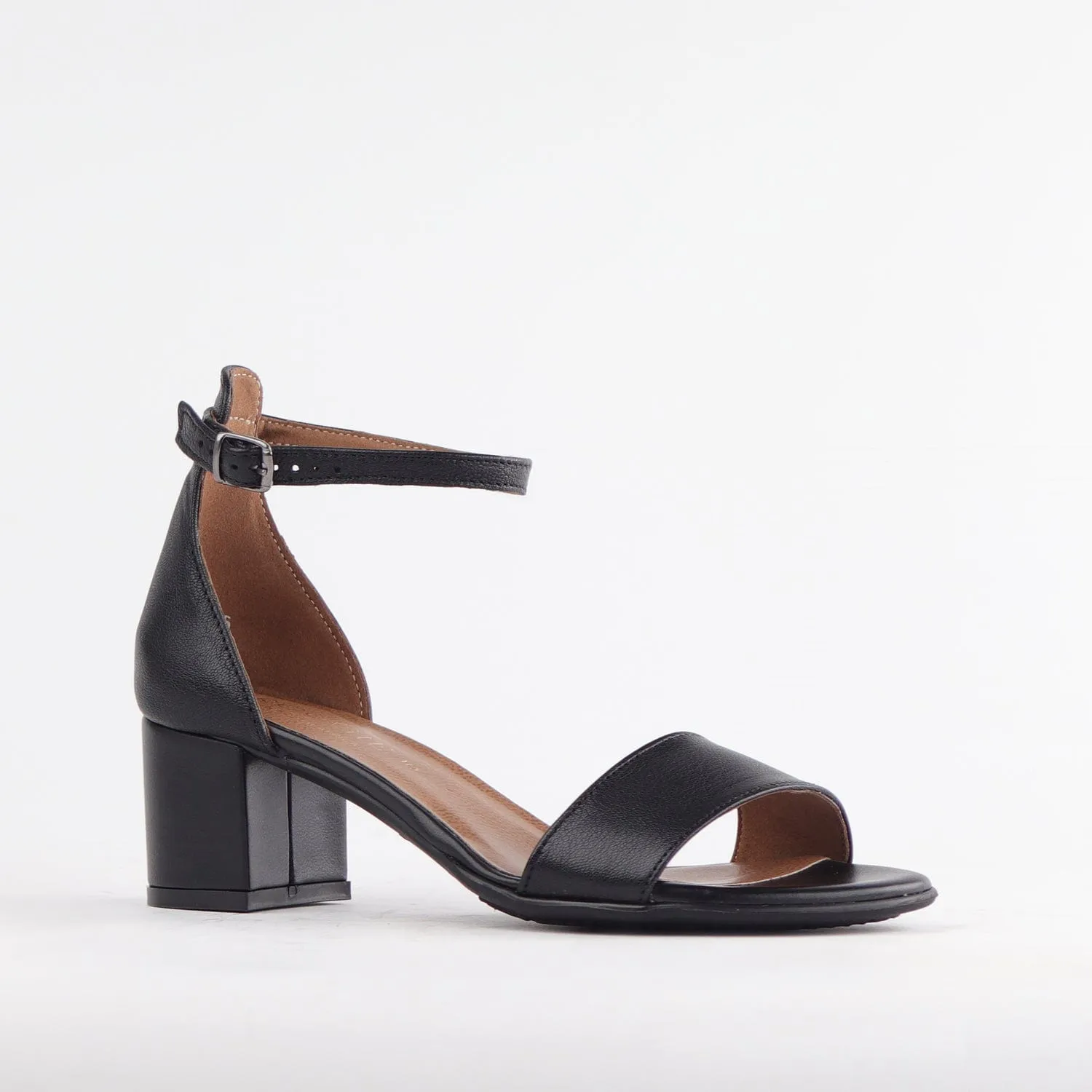 Closed back ankle strap sandal in Black - 11879