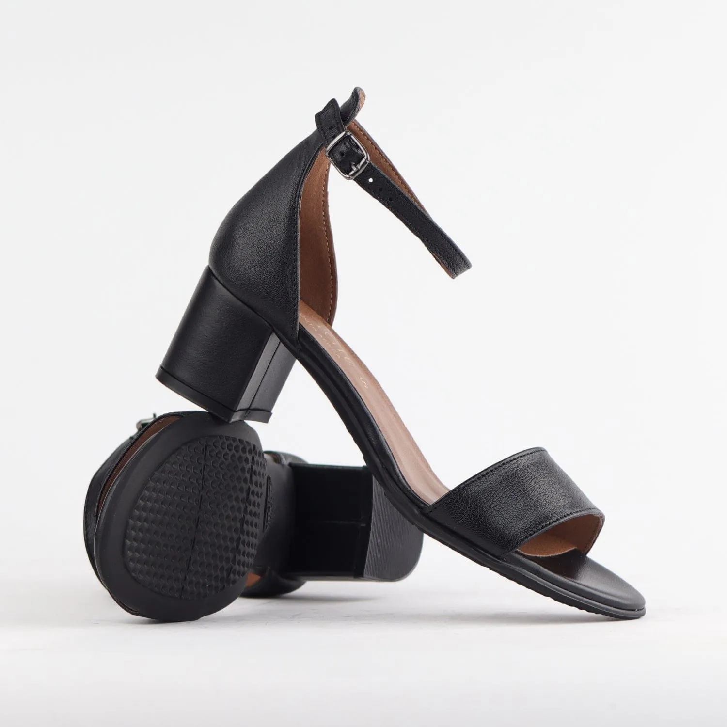 Closed back ankle strap sandal in Black - 11879