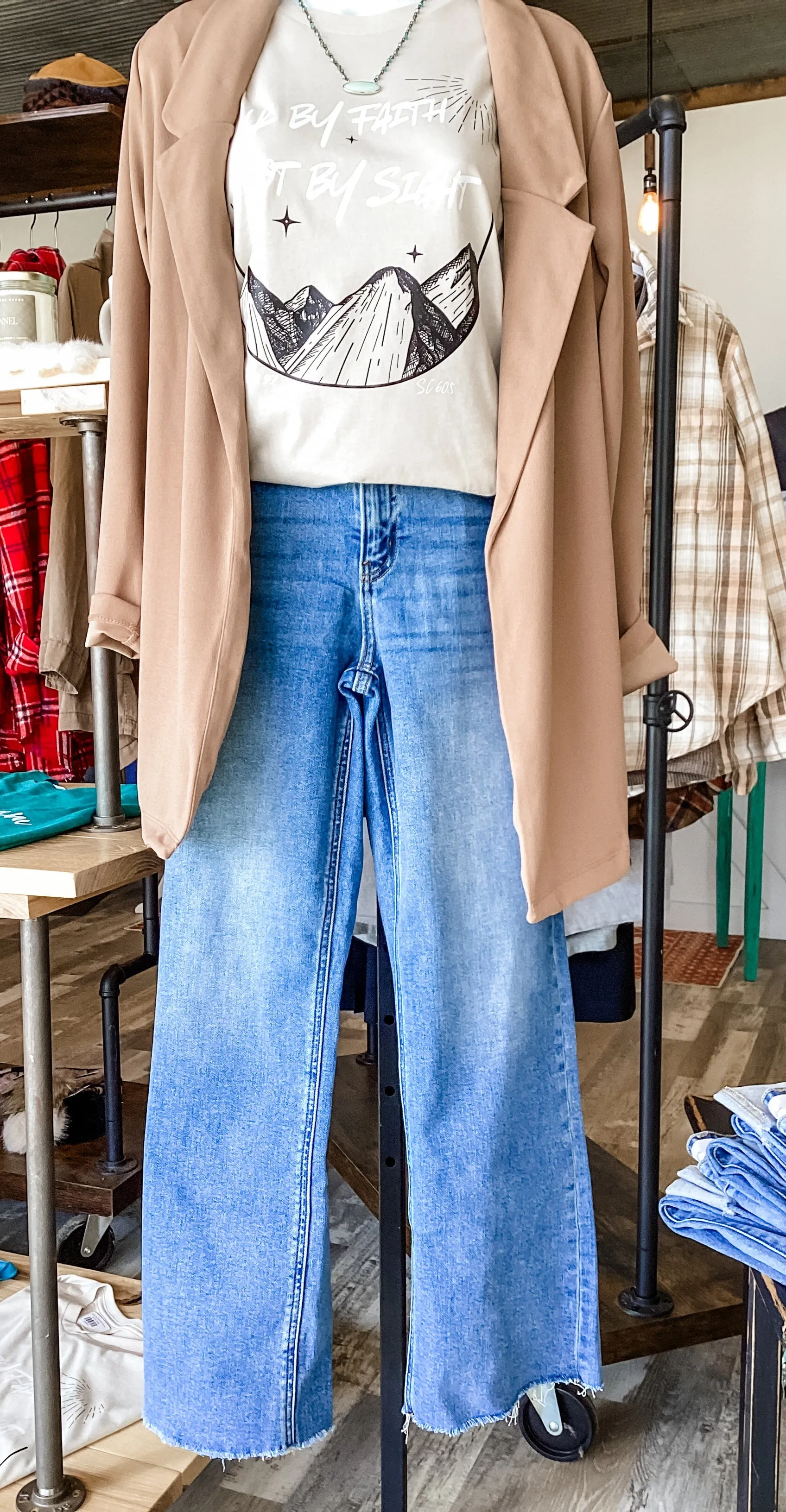 Daisy High Rise Straight Jean