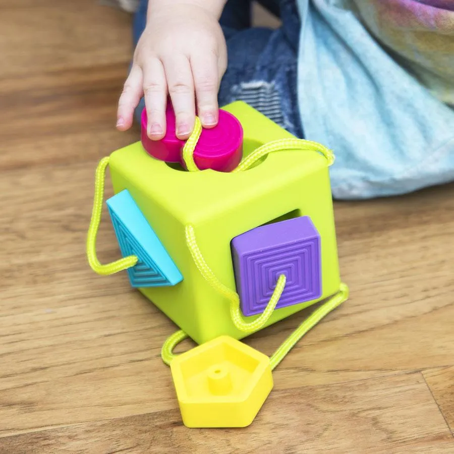 Fat Brain OombeeCube - Grab, Explore, Sort, and Discover!