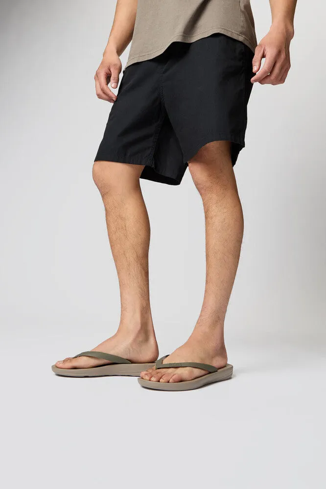 FitFlop IQUSHION Mens Ergonomic Flip-Flops