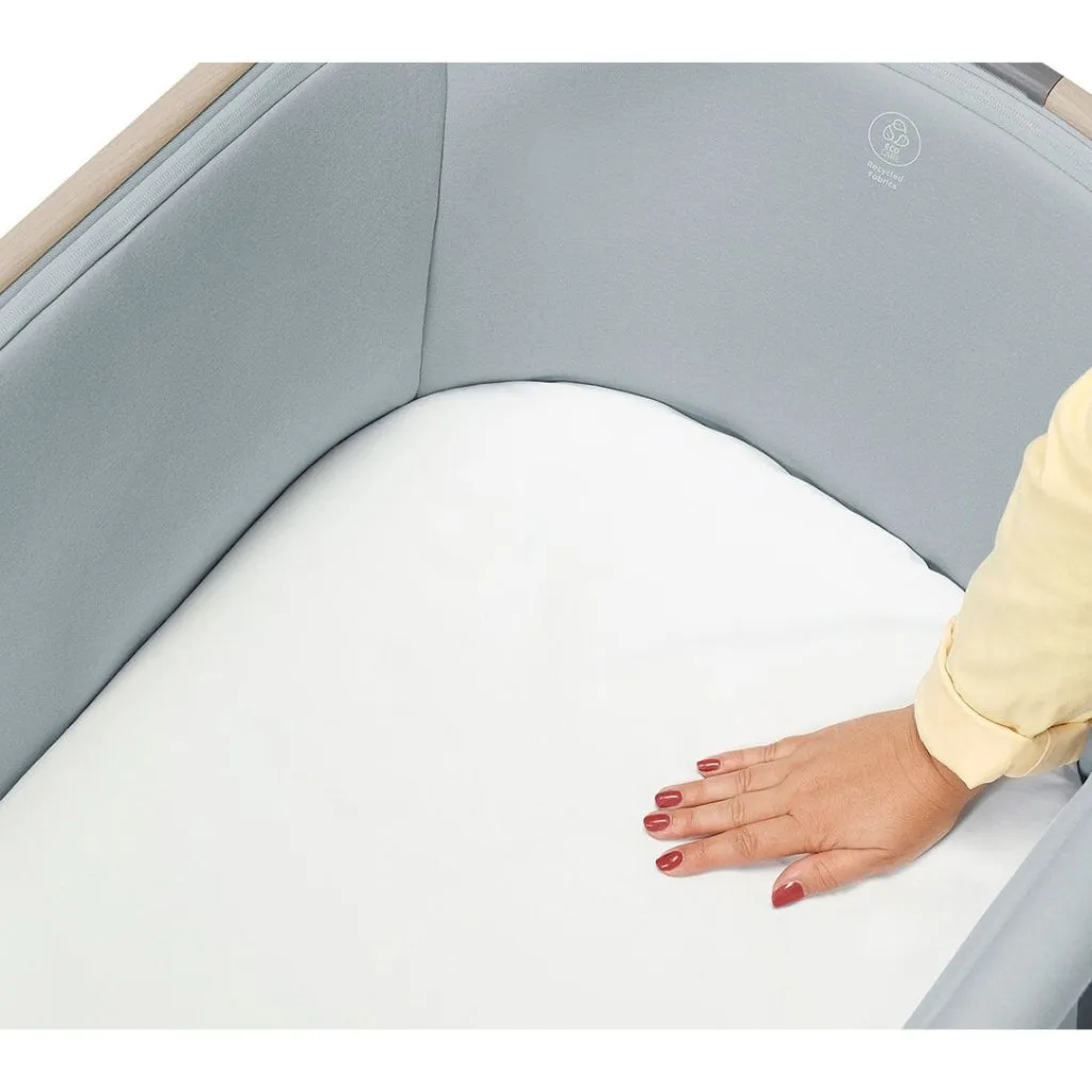 MAXI COSI Iora Co-Sleeper - Beyond Grey