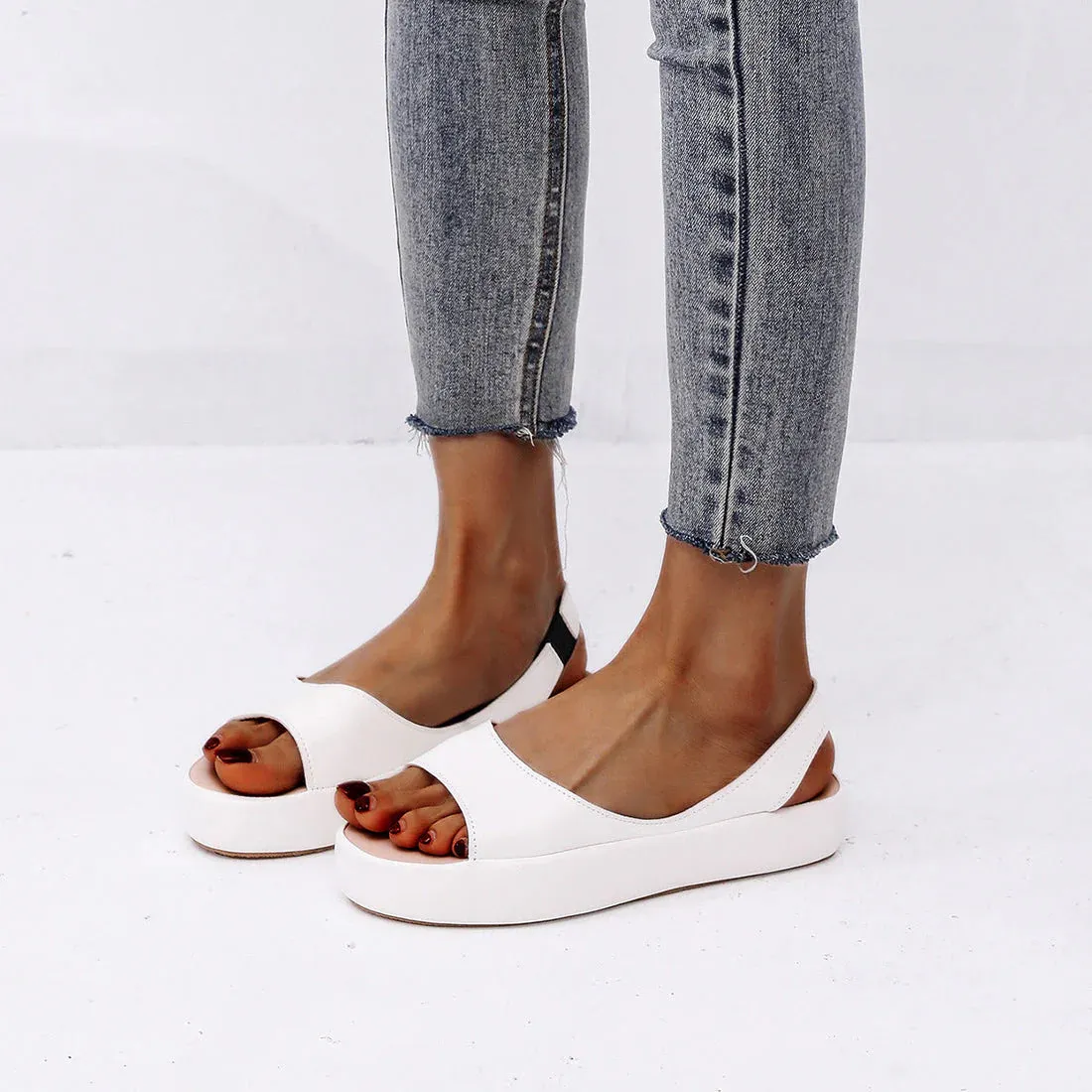 OrthoWave™ | Women's Orthopedic Summer Sandals | Breathable Design, Adjustable Straps & Arch Support