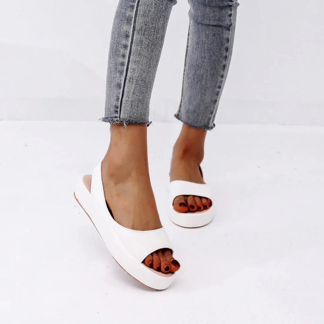 OrthoWave™ | Women's Orthopedic Summer Sandals | Breathable Design, Adjustable Straps & Arch Support
