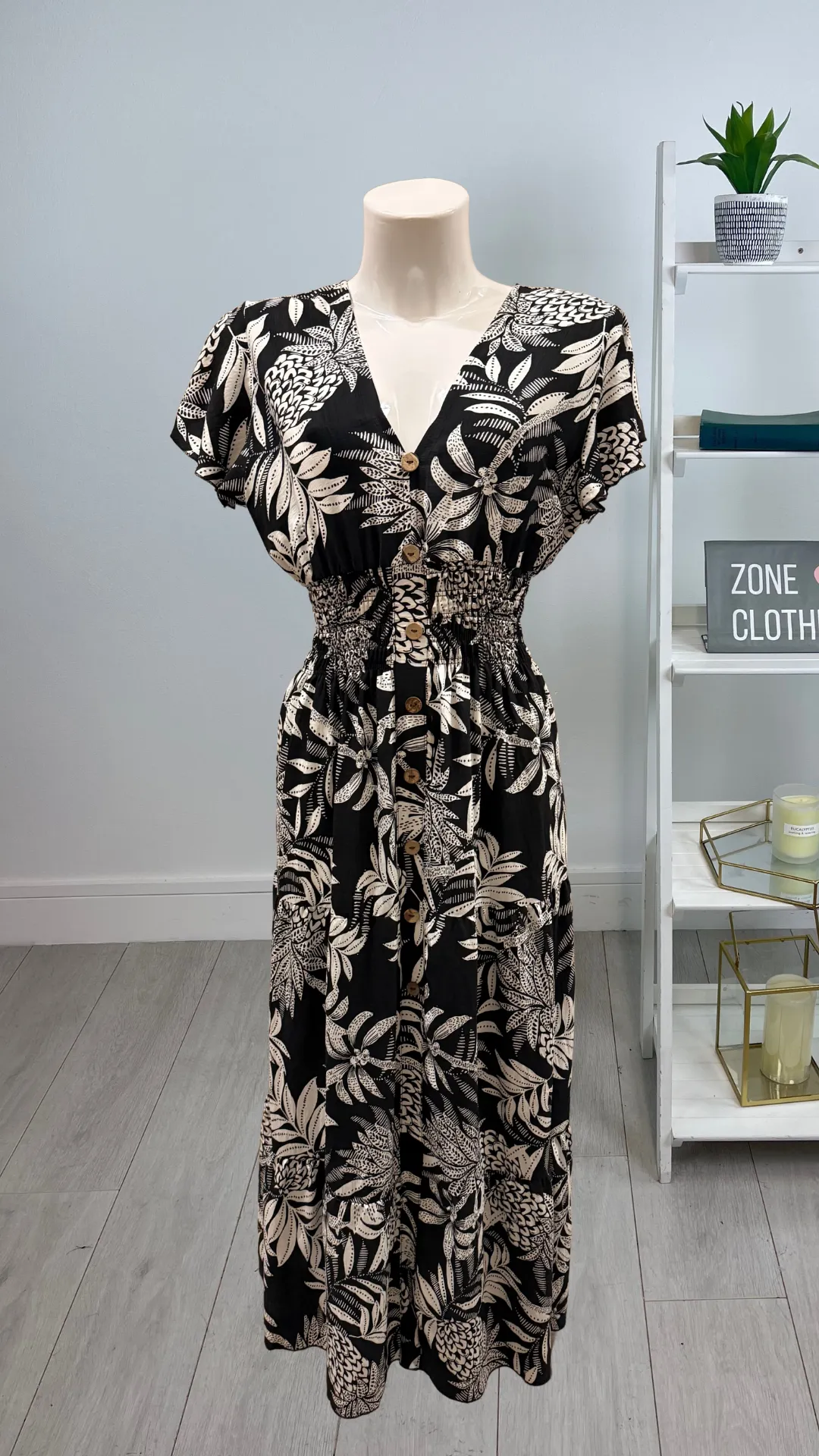 Sandy - Linen Look V-Neck Print Black Maxi