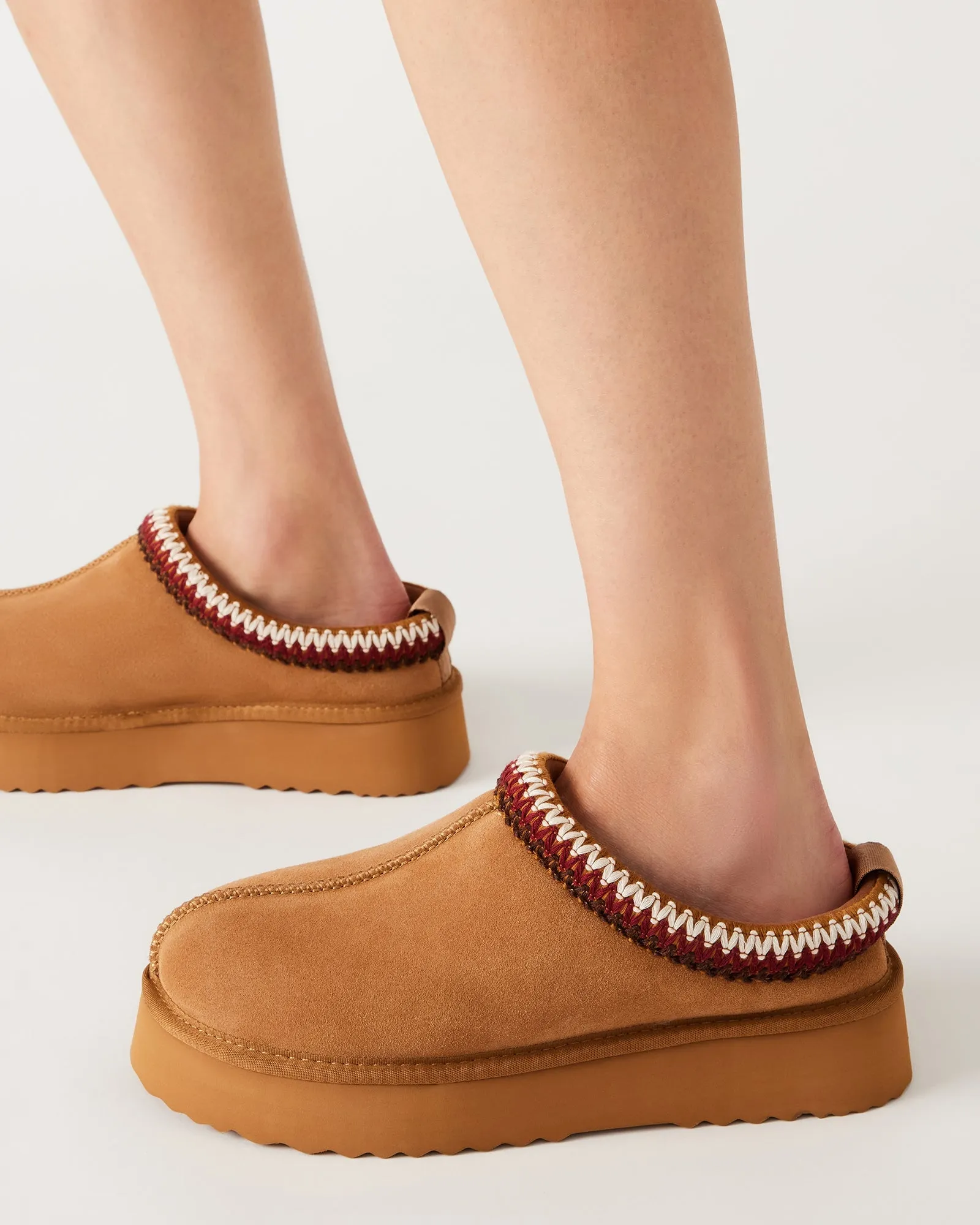 SELENA COGNAC - SM REBOOTED