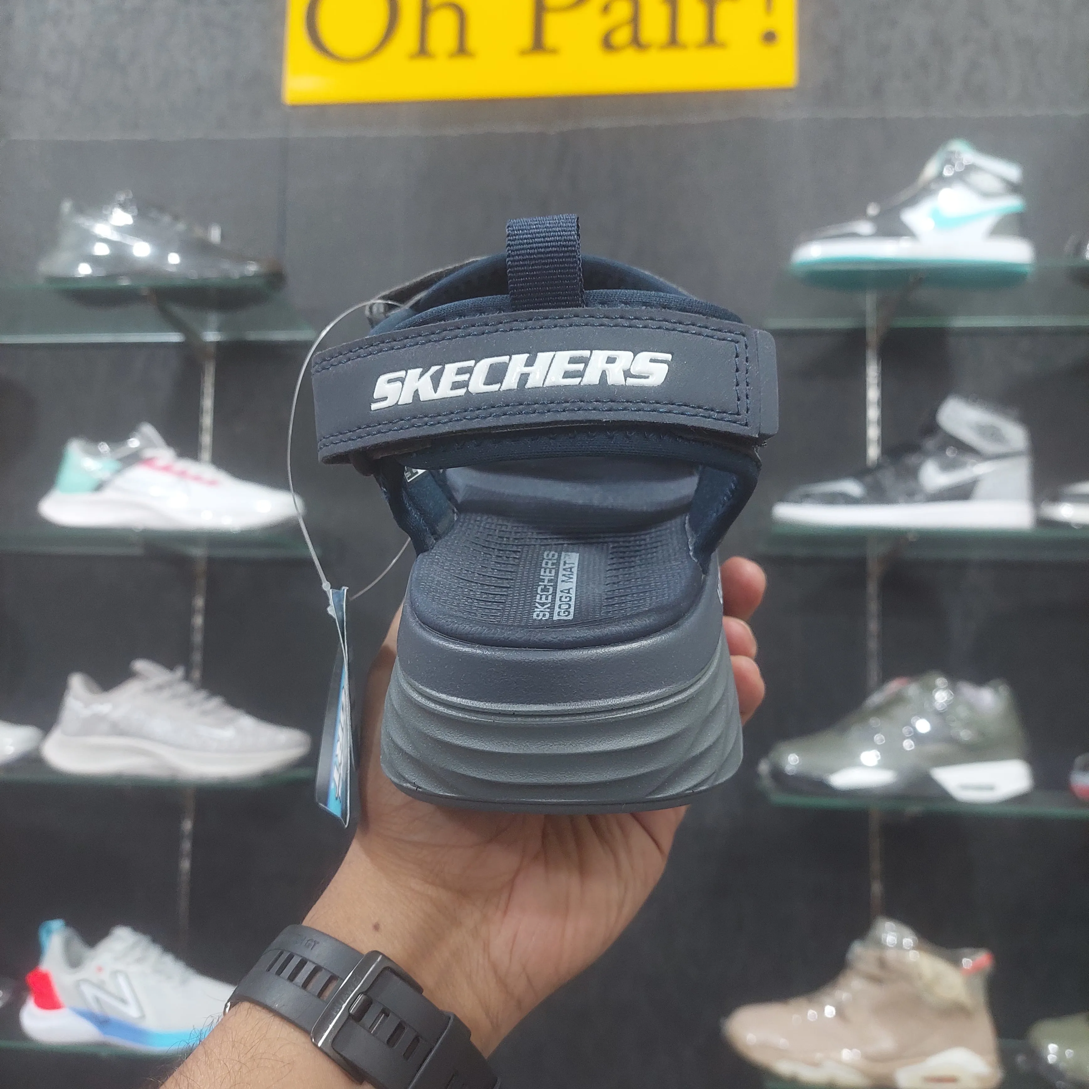 Sketchers Ultra-Go Goga Mat Sandal - Navy