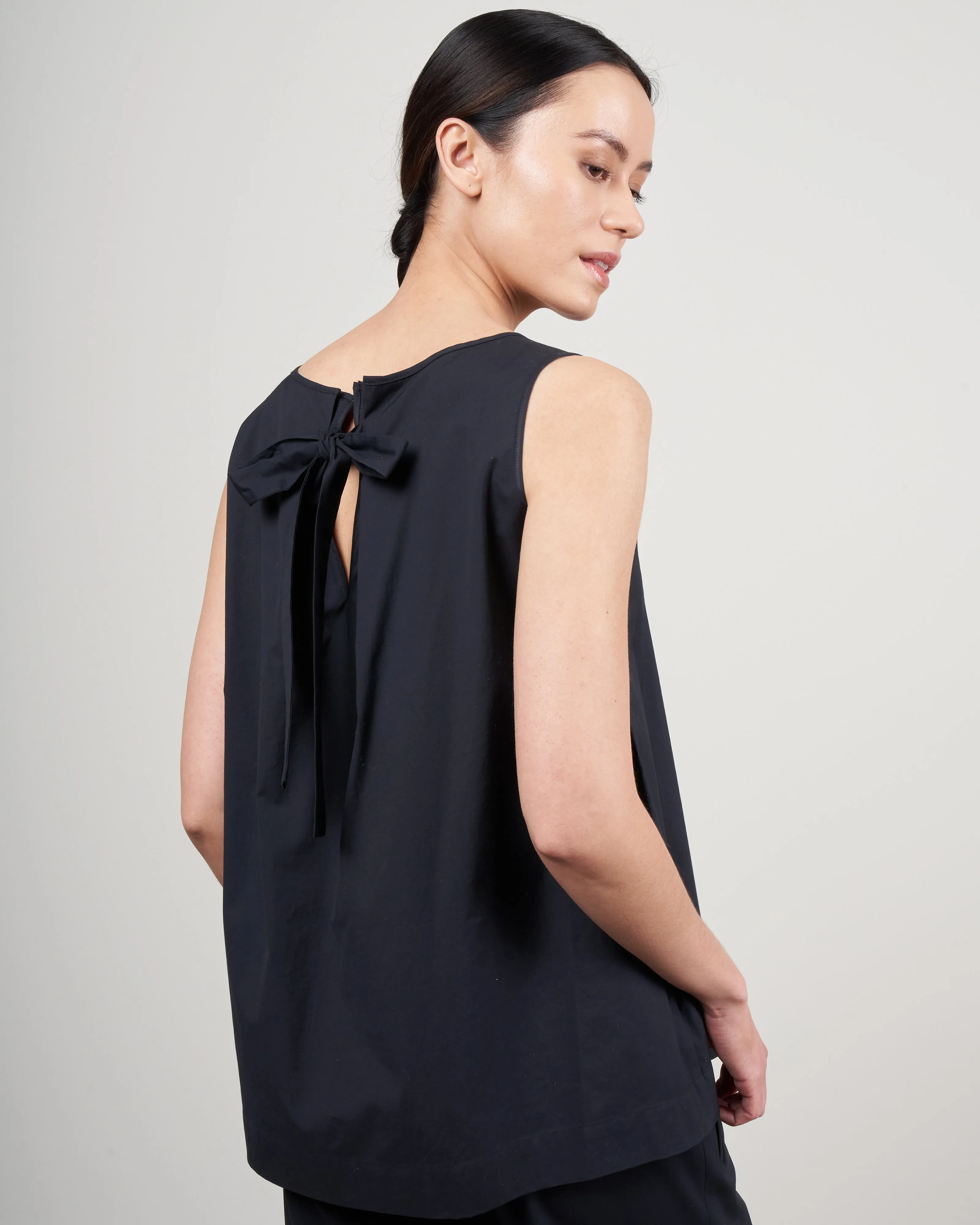 sleeveless top - marine