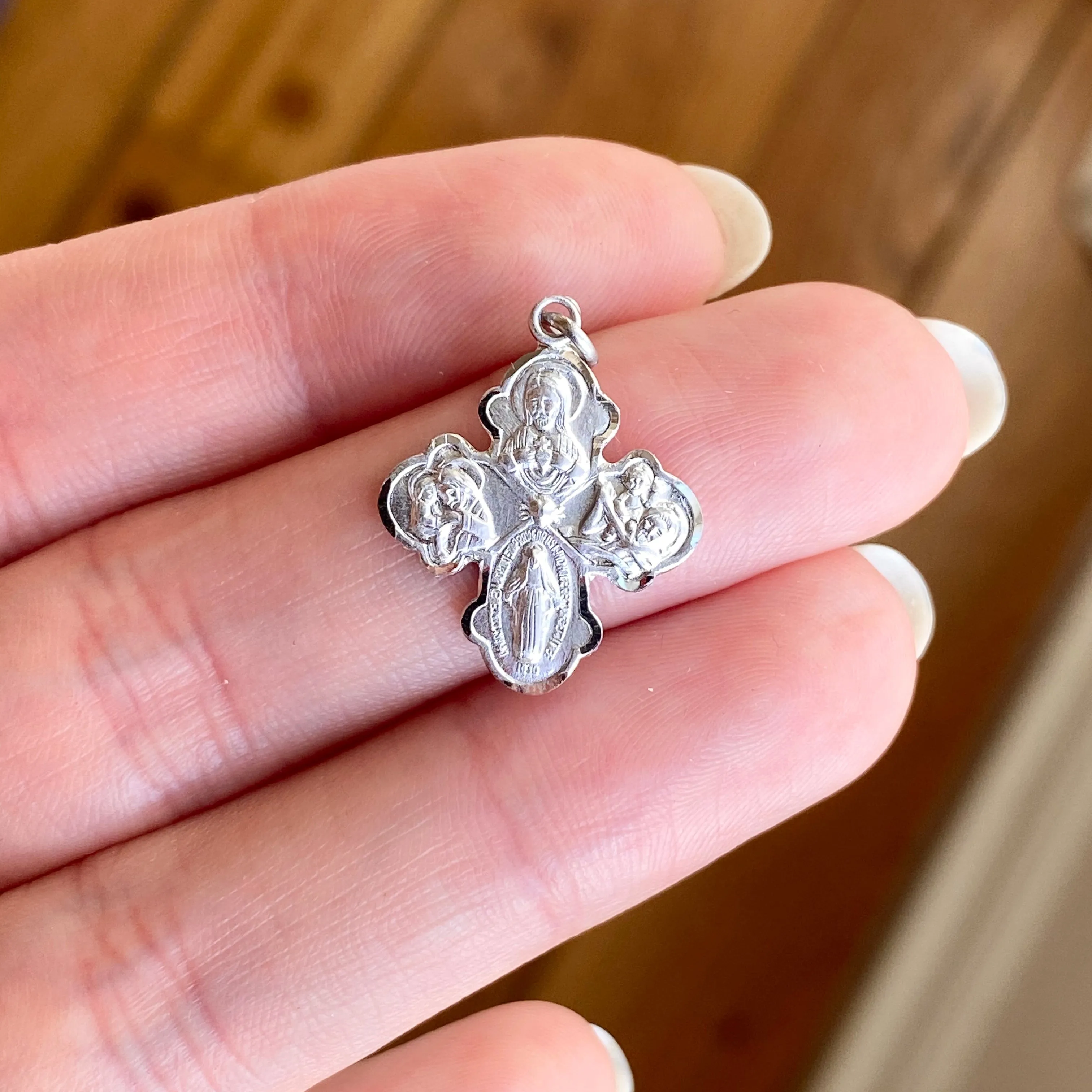 Sterling Silver Satin   Polished Four Way Medal Pendant 25mm