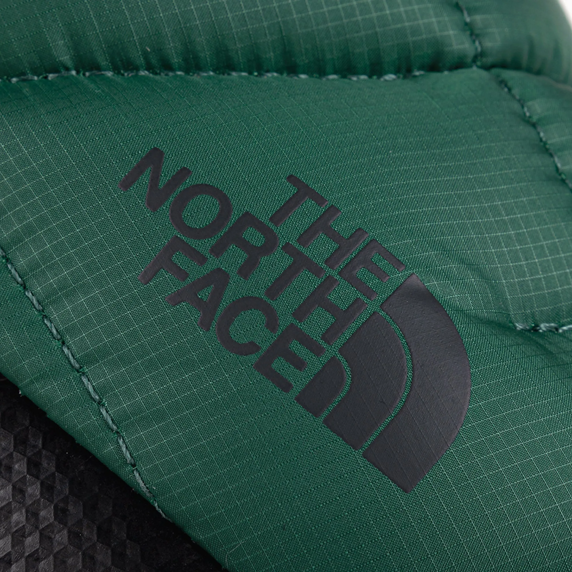 The North Face ThermoBall Traction Mule V Evergreen/TNF Black NF0A3UZNS9W