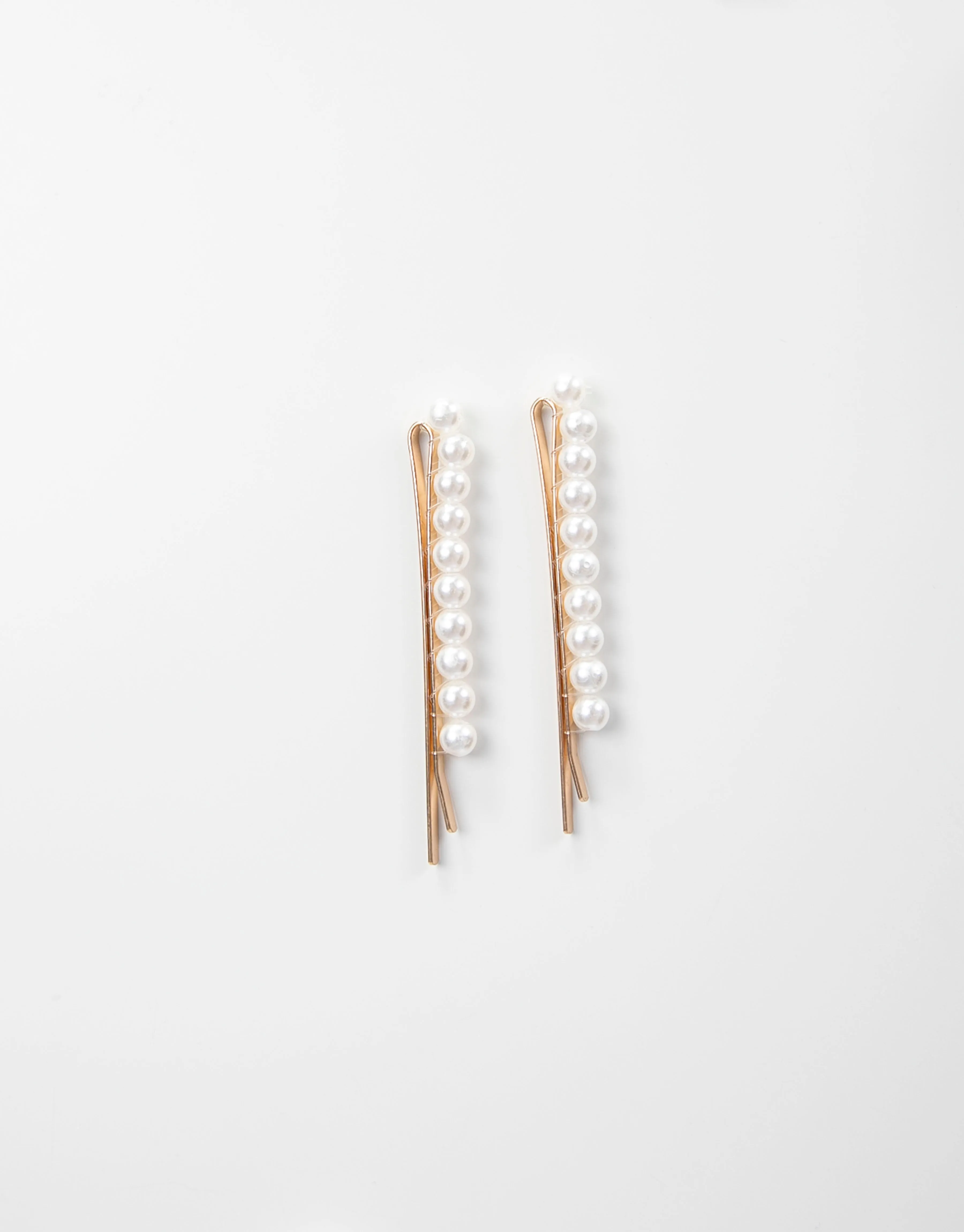 White Pearled Hair Clip Set in Gold - Timeless Elegance